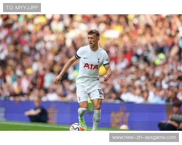 克罗地亚中场防守反击，佩里西奇脚后跟建功